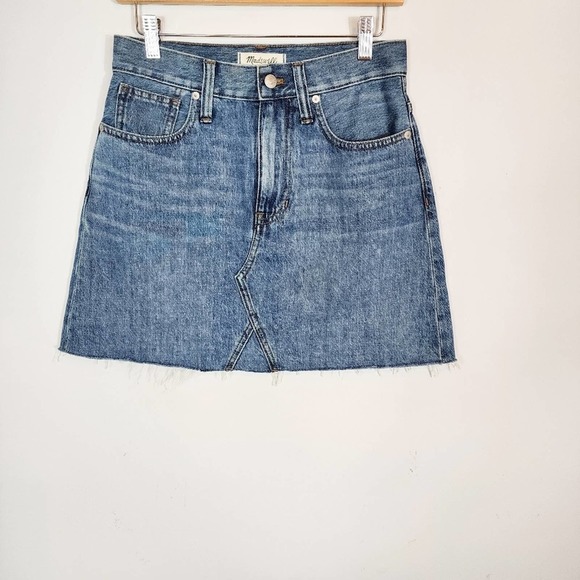 Euc Madwell Rigid Denim A-Line Mini Skirt in Lakeline Wash: Eco Edition Size 26 - Picture 2 of 11